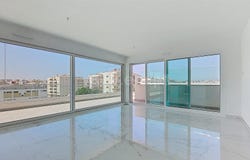 Portimão, Algarve 8500