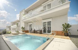 Paderne, Algarve 8200