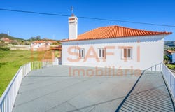 Reguengo do Fetal, Leiria District
