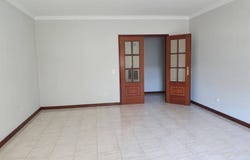 Gondomar, Porto District 4420-237