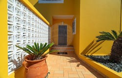 Faro, Algarve 8500