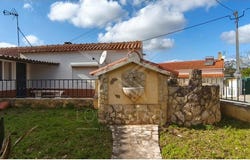 Alvorninha, Leiria 2500