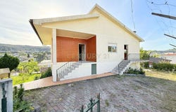 Póvoa de Lanhoso (Nossa Senhora do Amparo), Braga