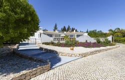 Portimão, Algarve 8500