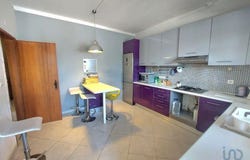 Quelfes, Algarve 8700