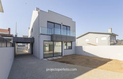 Gulpilhares, Porto 4405