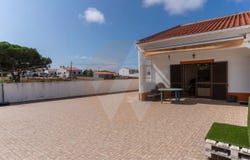 Faro, Algarve 8670-440