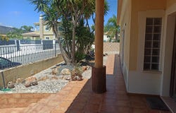 Quelfes, Algarve 8700