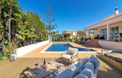 Ferragudo, Algarve 8400