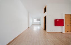 Loures, Lisbon 2660-703