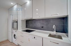 Loures, Lisboa 2690-395