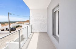 da Lourinhã e Atalaia, Lisbon 2530