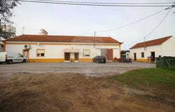Évora, Évora District 7000