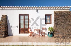 Aljezur, Algarve 8670-001