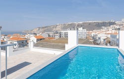 Nazaré, Leiria 2450