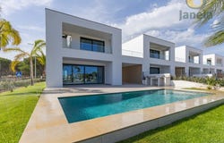 Quarteira, Algarve 8125-507