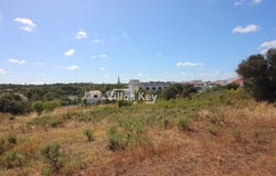 Portimão, Algarve 8500