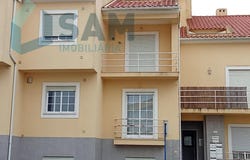 Atouguia Da Baleia, Leiria 2525