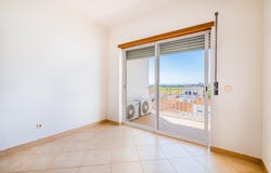 Silves, Algarve 8300