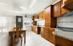 Paredes, Porto 4575