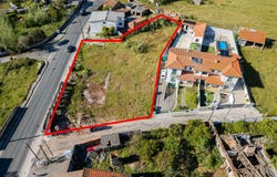 R. Central 130, 2430-017 Marinha Grande, Portugal, Marinha Grande, Leiria District 2430-474