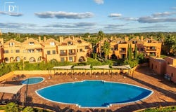 Silves, Algarve 8300