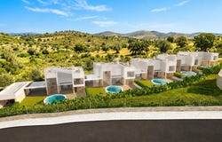 Paderne, Algarve 8200