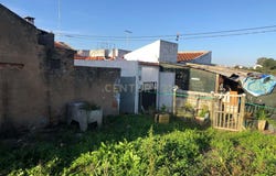 Rua de Santo António 34, 2350 Torres Novas, Portugal, Ilha de Santa Maria, Azores 2350-290