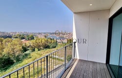 Vila Nova De Gaia (Santa Marinha), Porto 4400