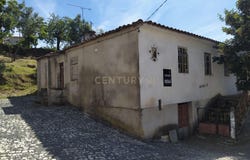 Quintanilha, Bragança District 5300-773