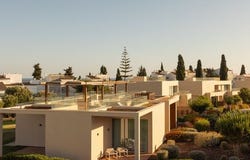Lagoa, Faro 8400