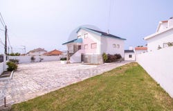 Atouguia Da Baleia, Leiria 2525