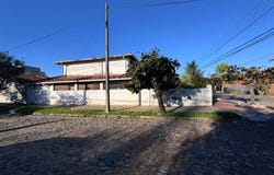 Tte Eladio Escobar y Toledo 3103, San Jorge, Asunción,, 