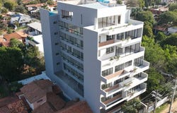 Antolin Irala entre Concejal Vargas y Rogelio Benitez Edificio Regina, Herrera, Asunción,, 