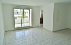 Saint-Denis, Reunion 97400