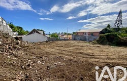 Saint-Pierre, Saint-Pierre 97432