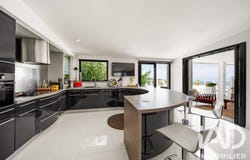 Saint-Denis, Saint-Denis 97400