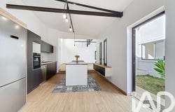 Saint-Denis, Saint-Denis 97490