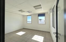 Saint-Denis, Reunion 97400