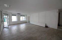 Saint-Denis, Reunion 97400