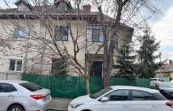 House for sale 135 sqm in Bucharest, Vatra Luminoasa area Laurentiu Claudian, Bucuresti, Bucuresti Ilfov