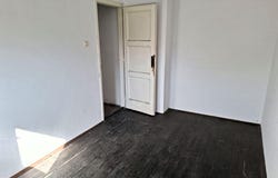52 DR. LISTER, Bucuresti, Bucharest 050544
