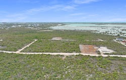 90 PT2 TRADEWINDS ESTATES, Venetian Road Settlement, Caicos Islands TKCA 1ZZ