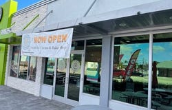 8934, Southwest 40t Southwest 40th Street, Miami, Florida 33165