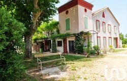 Allègre-les-Fumades, Occitanie 30500