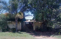 Bo-dorp, North West 300