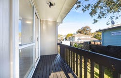 Triangle Road, Massey, Auckland