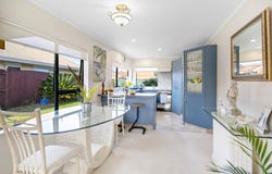 Larisa Grove, Papamoa Beach, Bay Of Plenty