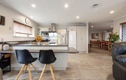 Lansdowne Crescent, Glenview, Waikato