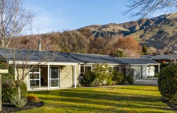 Larch Place, Wanaka, Otago